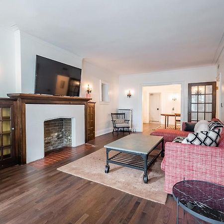 Beautiful And Spacious Luxury Home Toronto Extérieur photo